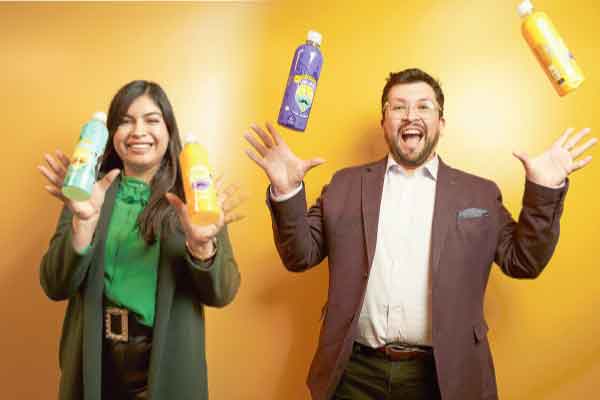 Angélica Hernández y Andrés Villegas, fundadores de DrinkTech.