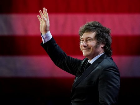 <p>Milei asegura que no necesita al Congreso para sacar adelante su drástica agenda de reformas económicas en Argentina</p>