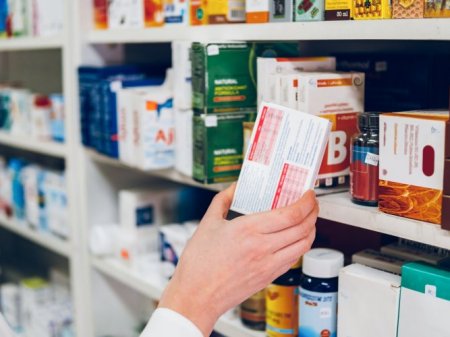 <p>Nueva competencia en el retail peruano: regulador autorizó a las farmacias a vender víveres empaquetados</p>