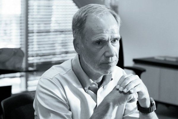 Enrique Ostalé, presidente de Falabella: “Nunca estuvimos en total oscuridad”