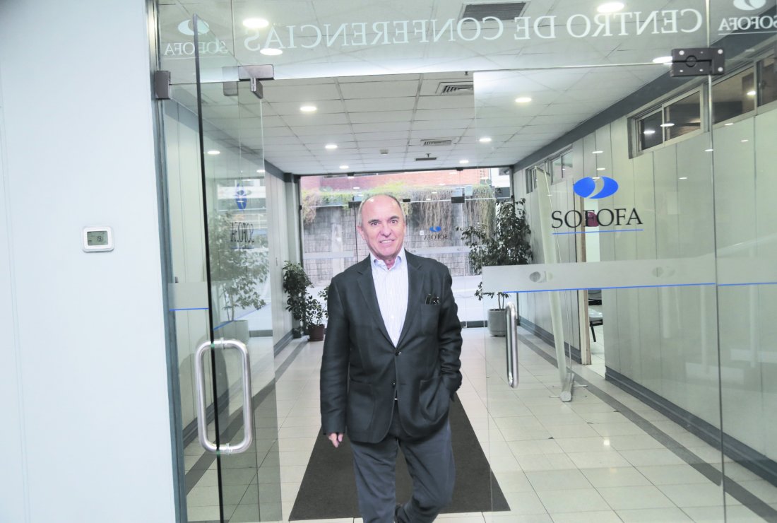 <p>Jorge Errázuriz ficha al abogado Carlos Cortés para enfrentar querella de Giorgio Jackson</p>