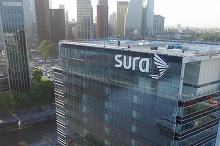 <p>Grupo Sura cierra 2023 con utilidades históricas y anuncia alza de casi 10% en su reparto de dividendos</p>