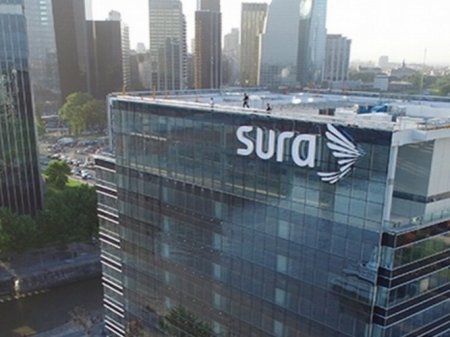 <p>Grupo Sura cierra 2023 con utilidades históricas y anuncia alza de casi 10% en su reparto de dividendos</p>