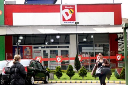 <p>Grupo Éxito y tiendas D1 compiten por el mercado retail y hard discount en Colombia</p>