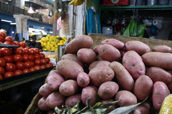 Pese al sorpresivamente alto IPC, valor de la Canasta Básica de Alimentos habría registrado una caída mensual en febrero