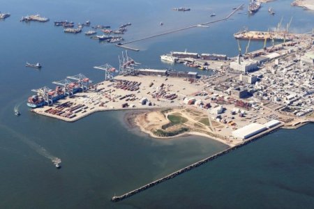 <p>Tránsitos de mercadería: puerto de Montevideo tuvo récord de contenedores en 2023</p>