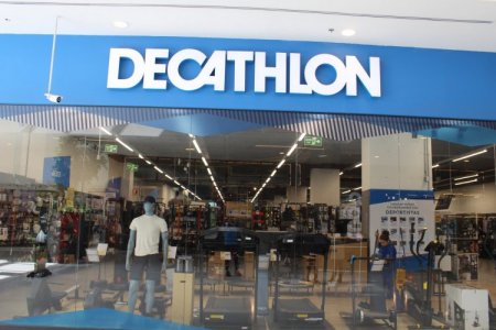 <p>Decathlon refuerza apuesta por Colombia: cambia de imagen, abrirá dos locales y anuncia producción local</p>