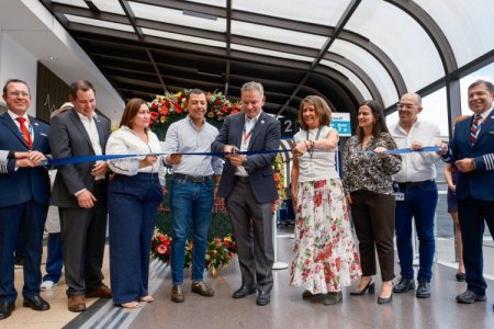 <p>JetSmart inicia operaciones domésticas en Colombia: “Este es el día en que regresa el modelo low-cost al país”</p>