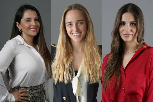 Dafne Guerra, Josefa Larrain y Loreto Hoyos.