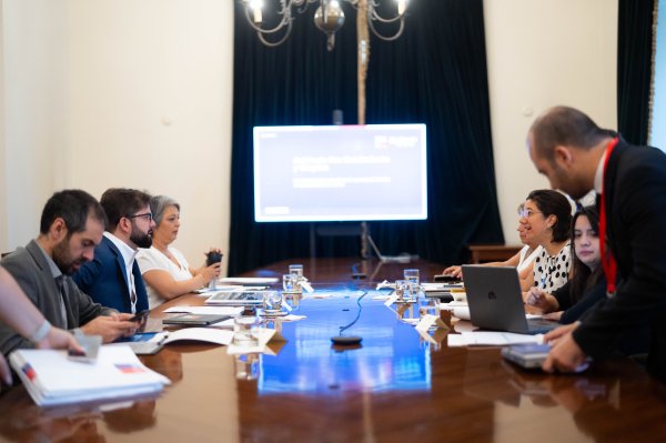 Gabinete pro crecimiento: alistan medidas para incorporar la inteligencia artificial para impulsar la productividad y el empleo