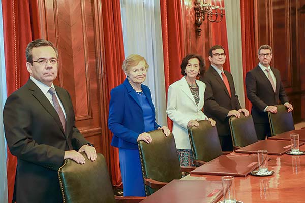 En la antesala del primer IPoM del año, mercado mejora sus pronósticos de PIB y ve algo más de inflación