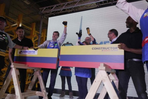 <p>Sodimac inaugura su tercera tienda en Cali y completa así 42 locales en Colombia</p>