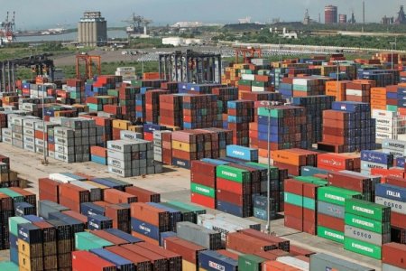 Exportaciones mexicanas crecieron 13% en febrero por impulso de la industria automotriz