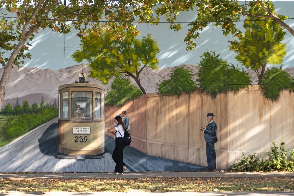 Mural de Campus Santander muestra Las Condes de principios del siglo XX