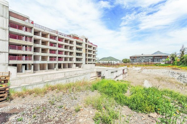 Tras 46 años, constructora decide dejar el negocio y vende avanzado proyecto en La Dehesa