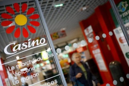 El minorista francés Casino cambia de equipo directivo y pone fin a la era de Naouri