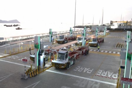<p>DP World se convierte en el primer terminal portuario de Latinoamérica en implementar estación de carga para flota de camiones eléctricos</p>