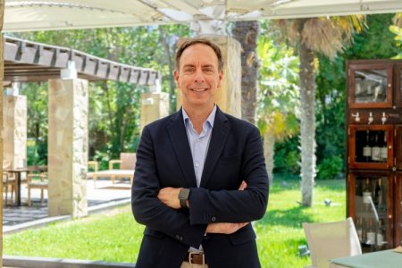 <p>Discurso contra impuestos verdes para la industria aérea marca primera jornada del IATA Wings of Change Americas 2024</p>