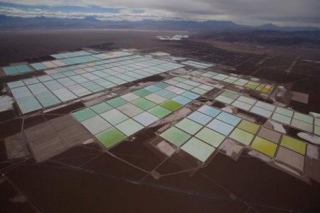 <p>Tensión en chilena SQM: china Tianqi pide junta de accionistas para explicar sociedad estatal con Codelco</p>