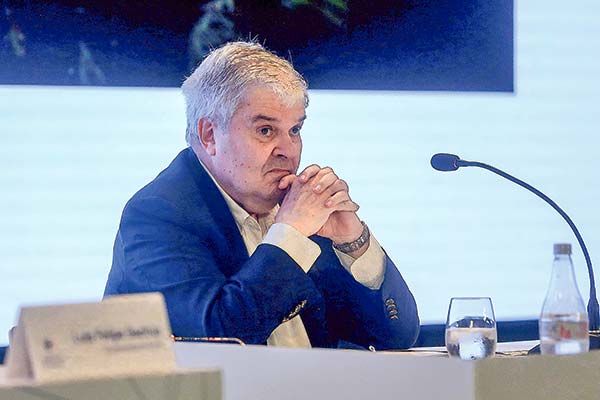 Juan Hurtado, presidente de Entel, encabezó ayer martes la junta de accionistas.