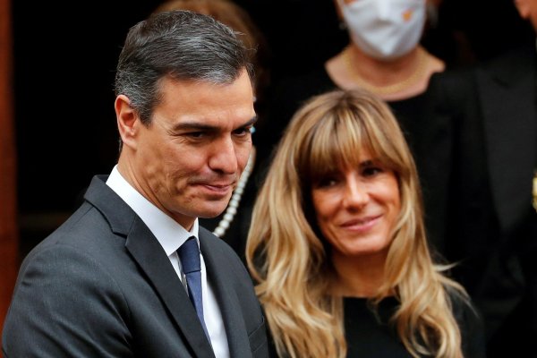 Sánchez reflexionará sobre si renuncia a la Presidencia tras la denuncia contra su esposa