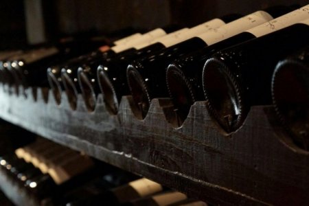 <p>Vino argentino: bodegas ponen foco en Estados Unidos para frenar la caída de exportaciones</p>