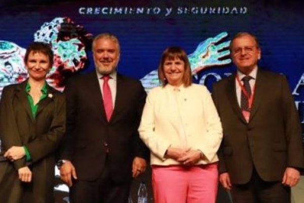 <p>Bullrich y Duque piden unión regional para enfrentar inseguridad</p>