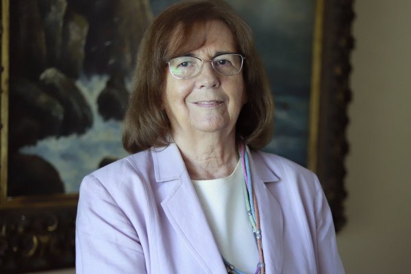 La trastienda de la obra de teatro inspirada en la astrónoma María Teresa Ruiz