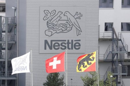 <p>Nestlé descarta impacto a corto plazo en sus productos ante el alza del precio del cacao: "Estamos cubiertos para el resto del año"</p>