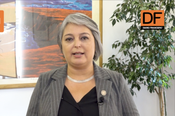 <p>Ahora en DF | Jara dice que “recuperación del empleo tiene un rezago frente al desempeño económico”, pero insiste en que “vamos en la senda del crecimiento”</p>