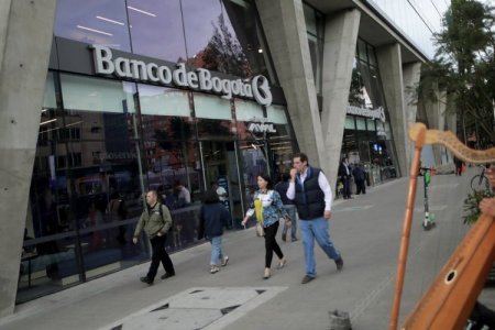 <p>Scotiabank Colpatria, Itaú y Banco de Bogotá, los bancos que más han cerrado oficinas en Colombia</p>