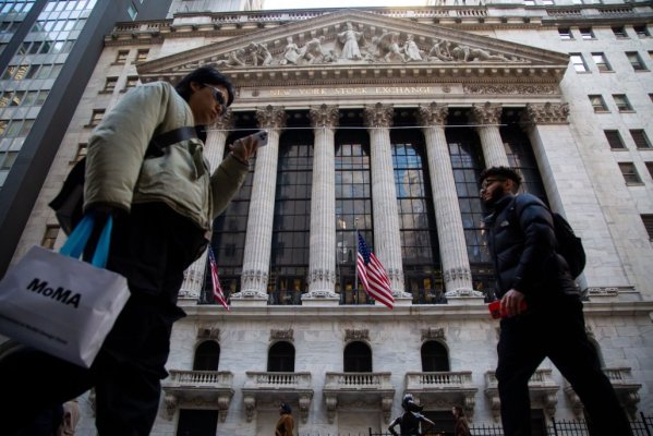 Wall Street y el IPSA abren al alza ante renovada esperanza por recorte de tasas de la Fed en septiembre