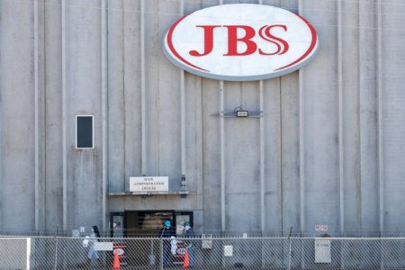 <p>Brasileña JBS deja los números rojos y anuncia utilidad por encima de los US$ 300 millones durante el primer trimestre de 2024</p>