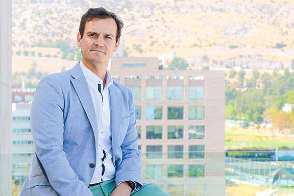 César Gimeno, socio fundador, exgerente general y actual director de Andes Solar. Foto: Jonathan Duran