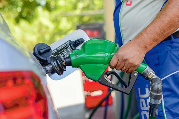 Combustibles y el dólar alientan expectativa de un bajo IPC en mayo
