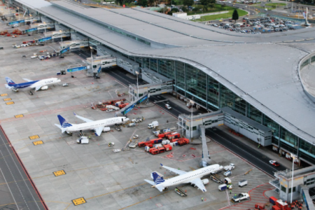 Sector aéreo colombiano perdió 7 millones de viajeros por un IVA de 19% en 2023