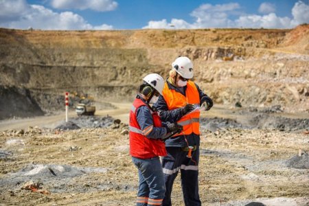 Proyectos mineros amenazados: empresarios advierten por los cambios impositivos en discusión en Argentina