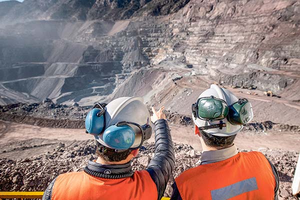 Analistas miran con cautela pronóstico de crecimiento de Boric