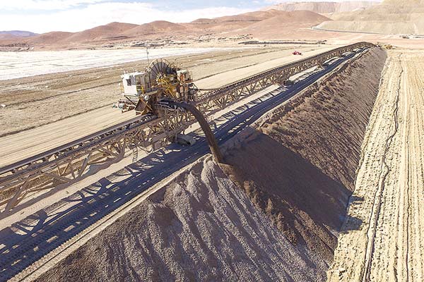 <p>Grupo Luksic busca viabilizar inyección de US$ 1.200 millones en Minera Zaldívar</p>