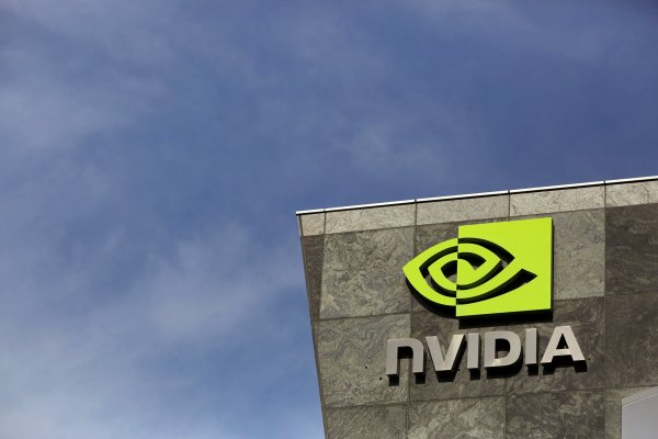 <p>Nvidia supera a Apple y se convierte en el tercer miembro del exclusivo club de los US$3 billones</p>