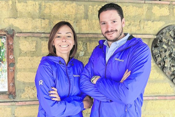 Fintech de remesas fundada por migrantes cierra ronda de US$ 1,2 millones con Impacta VC, Morro Ventures y Amplifica