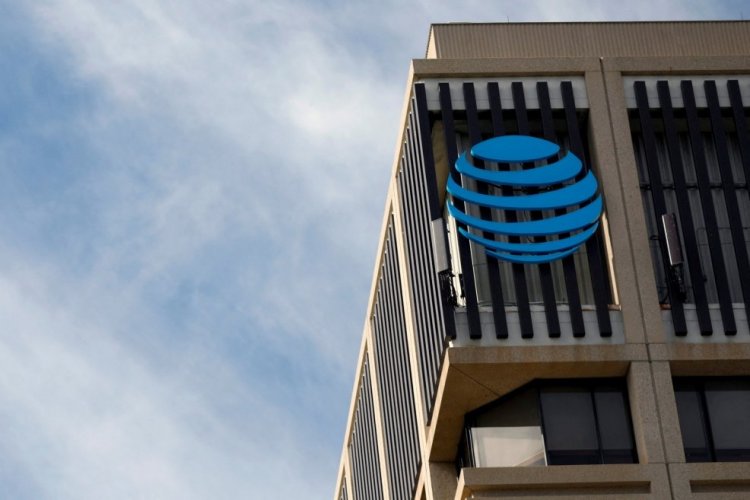 <p>Organismo mexicano multa con US$ 2,54 millones a Warner y AT&T por omitir una concentración de activos</p>