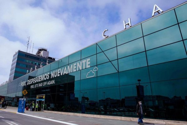 IATA advierte que alza de tarifas "perjudicará a usuarios y a la competitividad" del aeropuerto internacional de Perú
