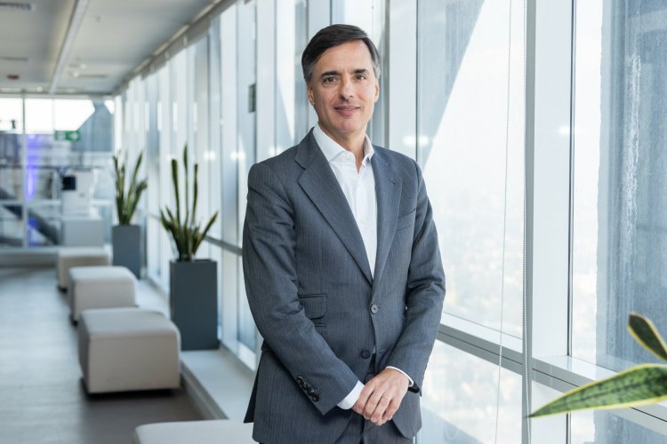 <p>CEO de Telefónica Hispam: “No busco regulación, busco desregulación y nivelación de la mesa de juego”</p>