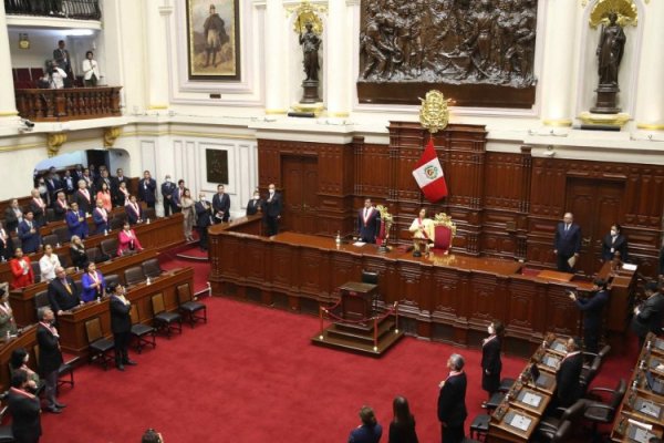 <p>Congreso de Perú da luz verde a nuevo marco concursal para clubes de fútbol</p>