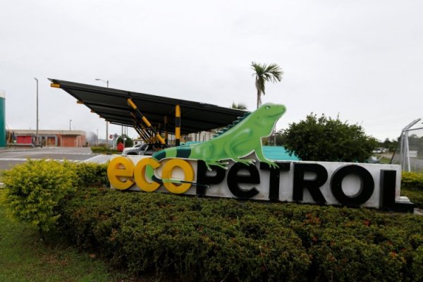 Colombiana Ecopetrol buscará comprar una parte de la petrolera CrownRock de EEUU