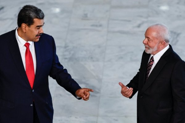 <p>Lula se lanza contra Maduro por amenaza de "baño de sangre" si pierde y lo insta a respetar el resultado electoral</p>