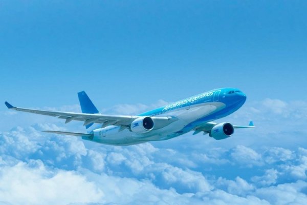 Aumentan las tasas aeroportuarias en Argentina para vuelos al exterior