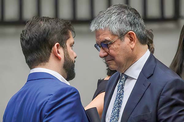 <p>Los millonarios fondos de Emiratos Árabes que Marcel espera conquistar para atraer inversiones a Chile</p>