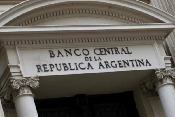 <p>Hacia la liberación del cepo: Argentina flexibiliza regulaciones cambiarias para exportaciones e importaciones</p>